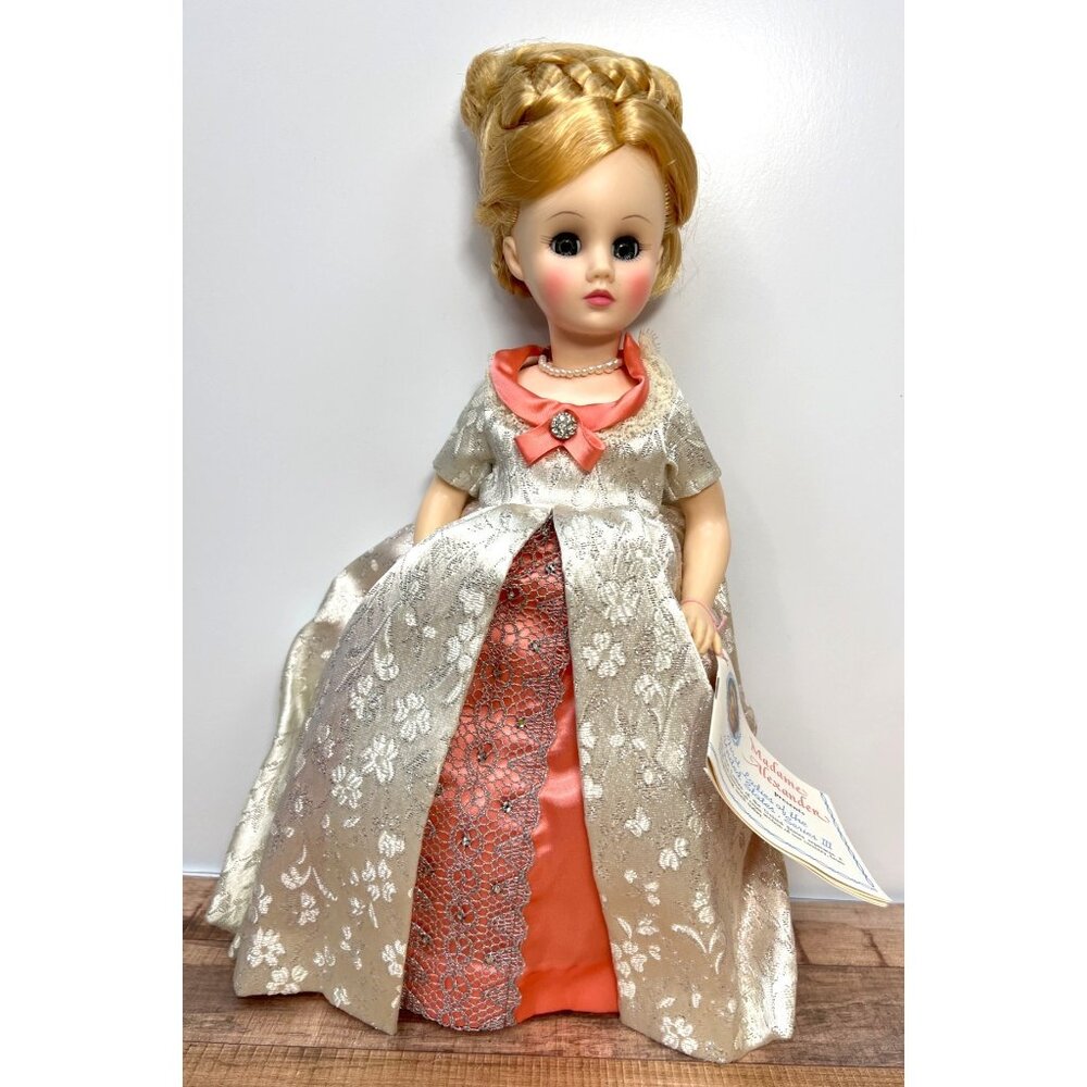 Madame Alexander 1st Ladies Julia Grant Blonde Hair Satin & Lace Dress Collectib